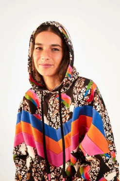 Leopard Toucans Sweatshirt -Outer Aura 301962 03 scaled