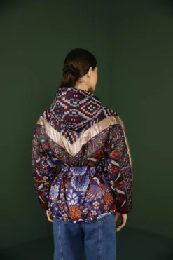 Farm Rio Navy Pineapple Flowers Recycled Polyester Reversible Puffer Jacket -Outer Aura 302004 03 scaled