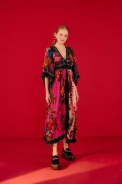 Farm Rio Flower Scarves Maxi Dress -Outer Aura 302323 01 scaled