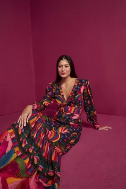 Farm Rio Black Banana Sky Lenzing™ Ecovero™ ViscoseMaxi Dress 10 Farm Rio Black Banana Sky Lenzing™ Ecovero™ ViscoseMaxi Dress -Outer Aura 302687 03 scaled