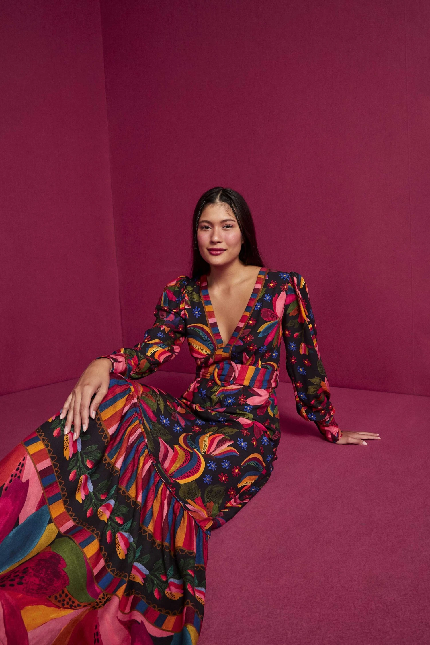 Farm Rio Black Banana Sky Lenzing™ Ecovero™ ViscoseMaxi Dress 5 Farm Rio Black Banana Sky Lenzing™ Ecovero™ ViscoseMaxi Dress - Image 5