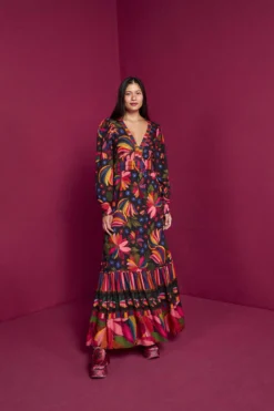 Farm Rio Black Banana Sky Lenzing™ Ecovero™ ViscoseMaxi Dress 9 Farm Rio Black Banana Sky Lenzing™ Ecovero™ ViscoseMaxi Dress -Outer Aura 302687 04 scaled