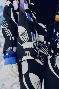 Farm Rio Black Graphic Toucans Ski Puffer Jacket -Outer Aura 304125 06 scaled