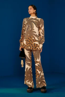 Featured Products -Outer Aura 305378 02