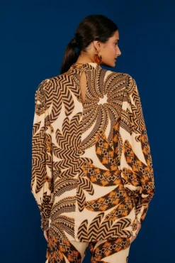 Farm Rio Sand Yawanawa Banana Lenzing™ Ecovero™ Viscose Blouse -Outer Aura 305378 03