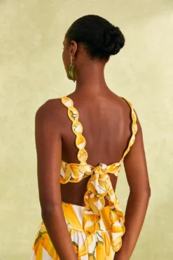 Farm Rio Off-White Peppers Top -Outer Aura 309434 03