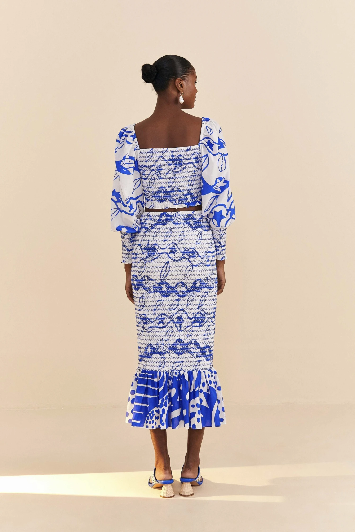 Farm Rio Off-White Pitta Waves Smocked Blouse 4 Farm Rio Off-White Pitta Waves Smocked Blouse - Image 4